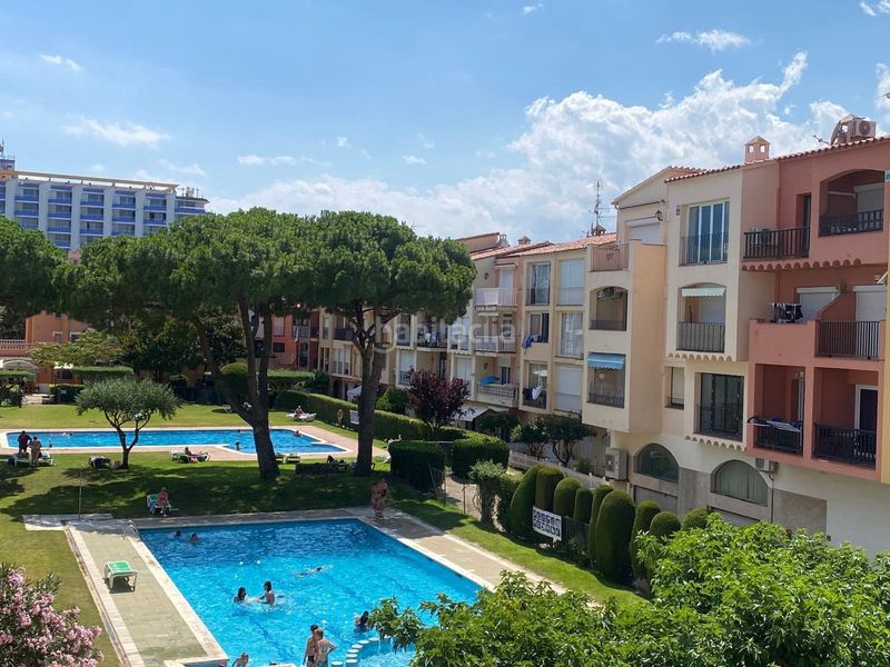 Foto 88488a6d-0c39-48f3-9b00-38df4cdbcb67. Apartament amb aparcament piscina a Muga - Gran Reserva - Badia Empuriabrava