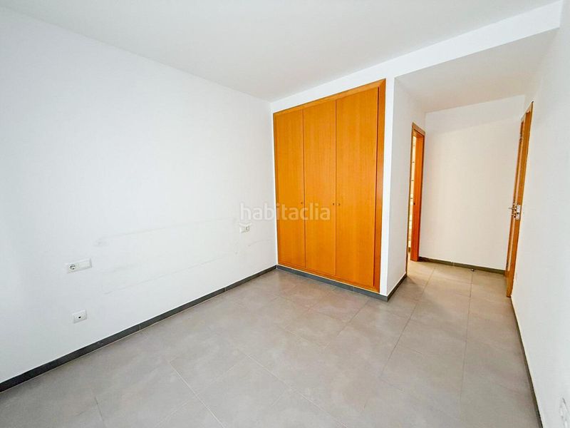 Foto fd340960-e55d-4ec6-84ec-ae6aa8426bf8. Zweistöckige wohnung mit heizung parking pool in Vilatenim Figueres