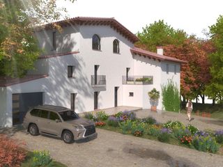Casale in Olot. Finca única de 82.000 m2 junto al río fluvià en olot