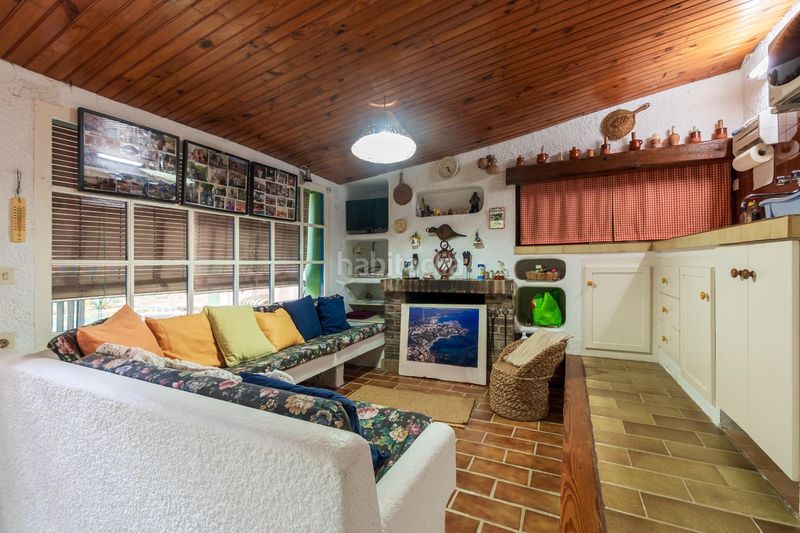 Foto 8a5d40d5-ee83-4aa5-aa63-ef7c27115bc2. Planta baixa amb aparcament piscina a El Port Llançà