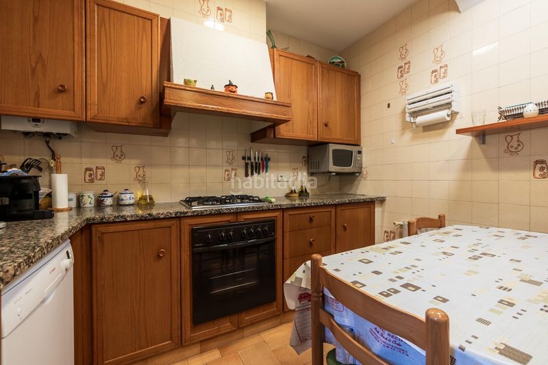 Foto f12a4b8d-4c18-4a79-9dd2-f4dc53378d0d. Planta baixa amb aparcament piscina a El Port Llançà