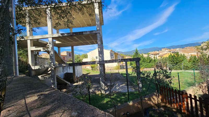 Foto 02f907b1-7ed3-459a-bd9c-092e21be00fc. Terreny residencial a Capmany
