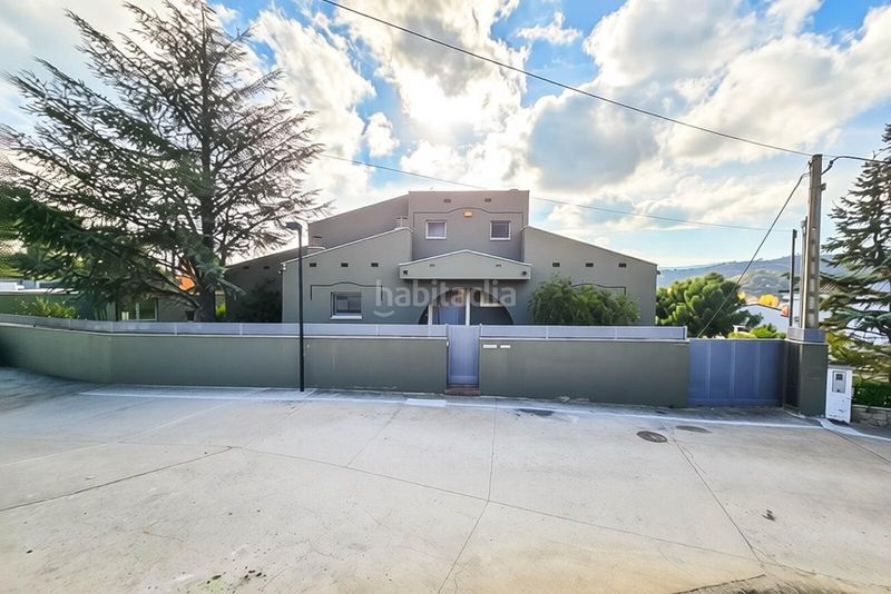 Foto 08c16fd0-9a48-4474-bbac-aac36778326a. Casa amb aparcament piscina a Jonquera (La)