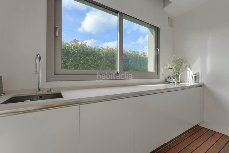 Foto 2341589c-7c1c-4227-a8ee-3c563926189a. Casa amb aparcament piscina a Jonquera (La)