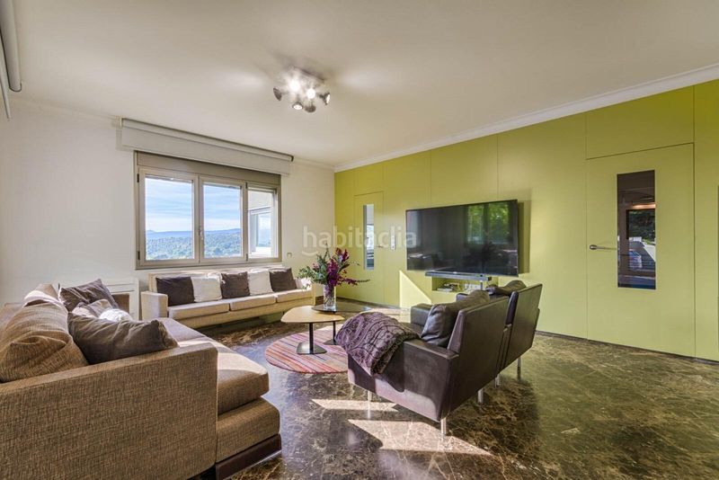 Foto 54351323-d0cd-4704-afef-aa77da7f0329. Casa amb aparcament piscina a Jonquera (La)