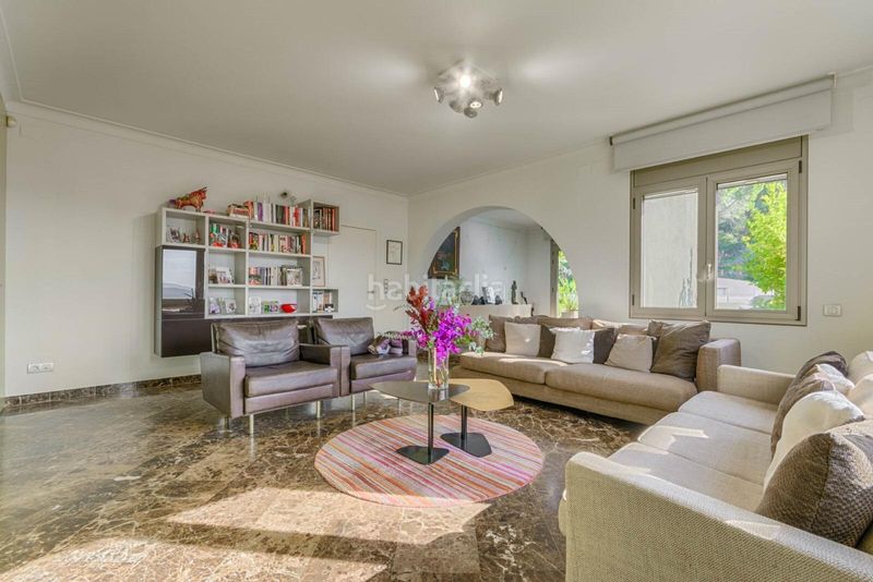 Foto 6c812c09-f2e0-4d40-9df9-9e67c6aab37f. Casa amb aparcament piscina a Jonquera (La)