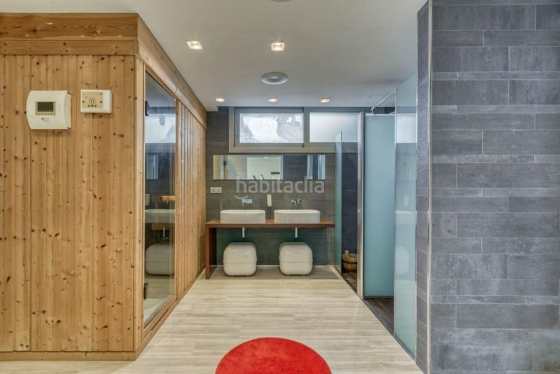 Foto 7b2342a2-91df-472f-b935-ccf5cc4e39b5. Casa amb aparcament piscina a Jonquera (La)