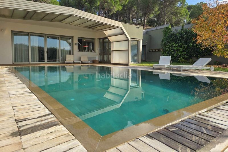 Foto 84f9320f-c6d1-40a4-afec-0a2898dde169. Casa amb calefacció aparcament piscina a Jonquera (La)