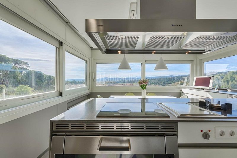 Foto bb957eb2-ba9c-48aa-9238-b2fbd21cc5f1. Casa amb aparcament piscina a Jonquera (La)