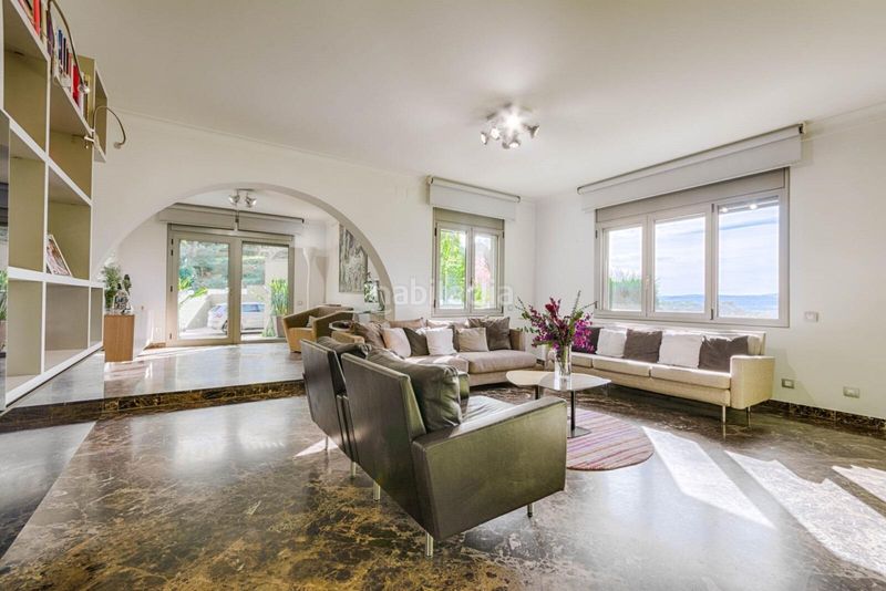 Foto bc00c814-ef5d-4d09-93a9-6466d7552512. Casa amb aparcament piscina a Jonquera (La)