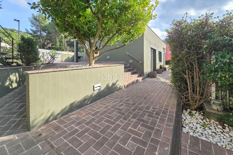 Foto c3d6d8e4-b22e-46ad-bfb6-1dad3d6bd9d9. Casa amb aparcament piscina a Jonquera (La)