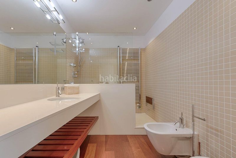 Foto e2f06b28-d55a-4ec4-a2cc-9da1008e8325. Casa amb calefacció aparcament piscina a Jonquera (La)