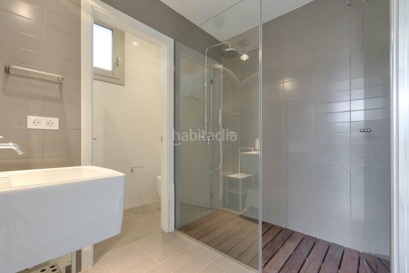 Foto ef26080a-6ecf-4d03-b915-f6321f53014c. Casa amb calefacció aparcament piscina a Jonquera (La)