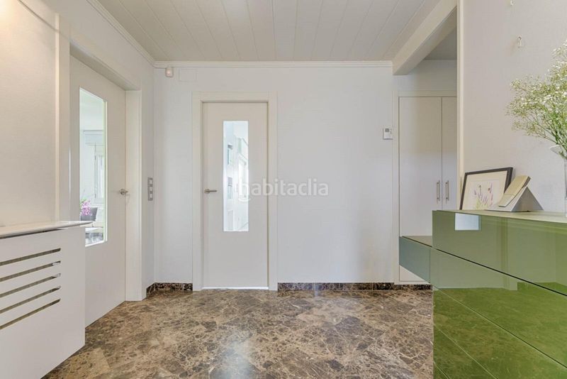 Foto f39d8a57-33c3-40c6-9ab3-986bc46d4f7c. Casa amb aparcament piscina a Jonquera (La)