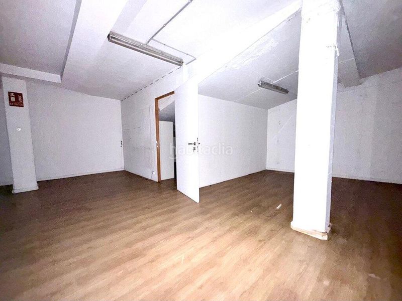 Foto 8a524f95-f5d5-4e66-bdfc-b53959a0bd54. Local comercial a Poble Nou-Olivar Gran Figueres