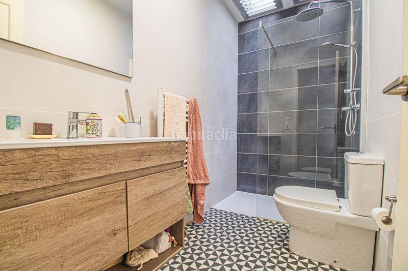 Foto 473f94dc-cd04-4b4c-aa4d-3880056b58b6. Casa amb aparcament a Centre Figueres