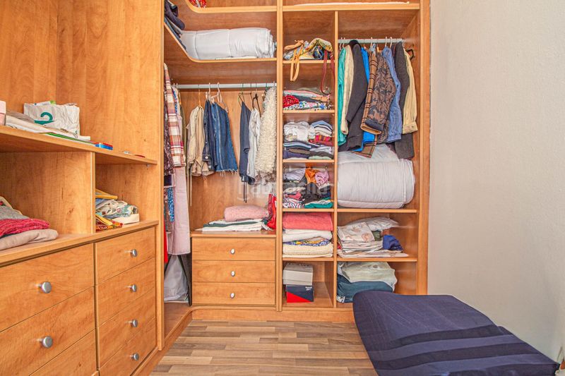 Foto aa05a98e-0e24-4376-9e44-5ee90407b64b. Casa amb aparcament a Centre Figueres