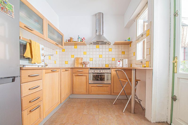 Foto efba7839-4704-4059-8281-c8c403f01b1d. Casa amb calefacció aparcament a Centre Figueres