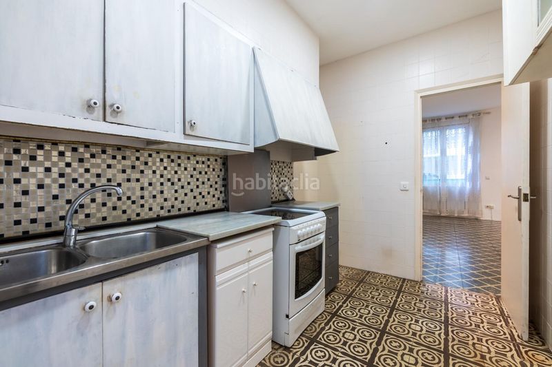 Foto 38ef540d-8d81-4149-badc-86cd638a2d3d. Edificio in Centre Figueres