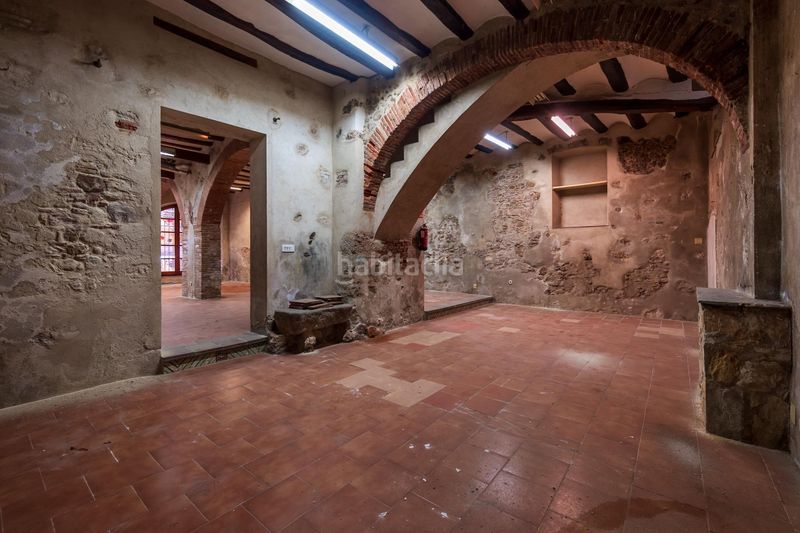 Foto 6fa0c7e1-1a19-48f2-ae84-b3df0c88a4af. Edificio in Centre Figueres