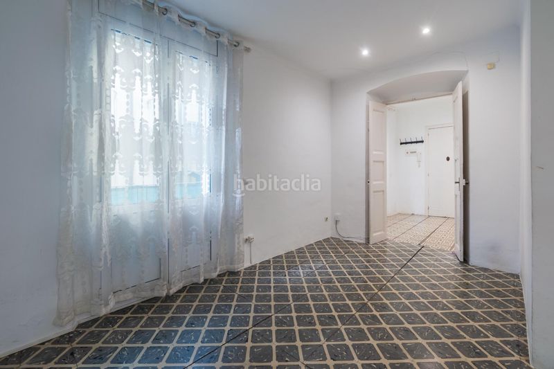 Foto ca83a7d6-10ec-41c5-b195-f5ae2f3bf21f. Edificio in Centre Figueres