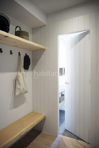 Foto 3f9fefb4-e085-4973-9598-8ddfd306c06e. Àtic amb calefacció a Centre Esplugues de Llobregat