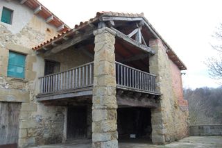 Masía en Vidrà. Magnifica finca ganadera y forestal en vidrà a 3,5 km del pueblo