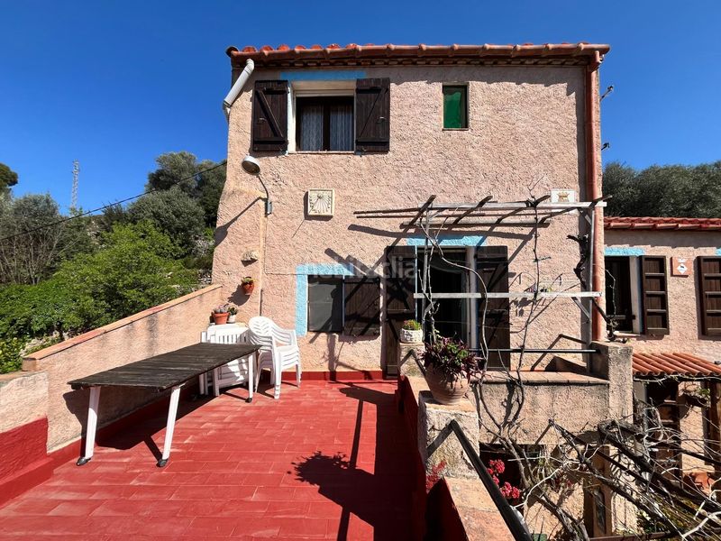 Foto 2d27b022-8266-450f-bf75-8bd9190e2632. Casa amb aparcament a Biure