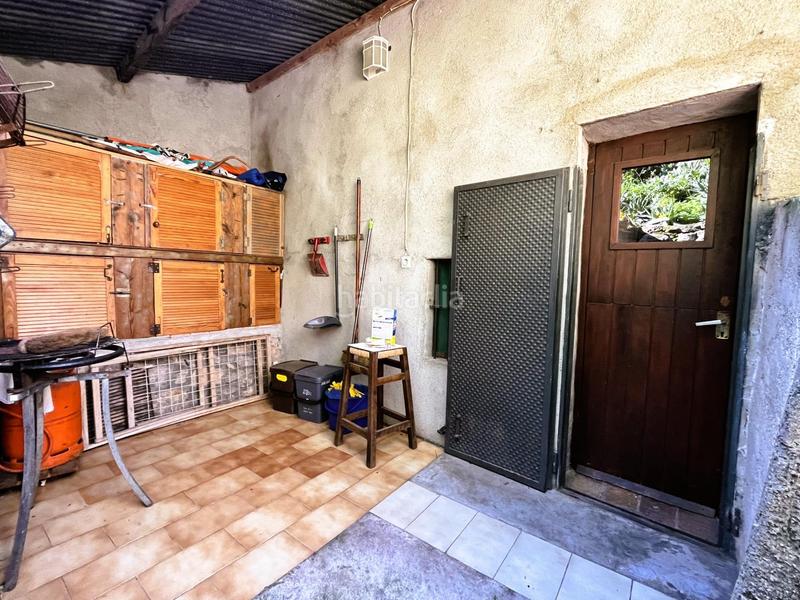 Foto a33181b1-02d8-4c3c-9d71-6e34074bd40a. Casa amb aparcament a Biure