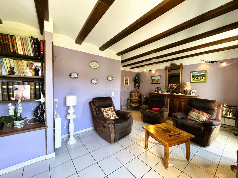 Foto ef4bb55c-91b1-4175-bc16-84c62a89a050. Casa amb aparcament a Biure