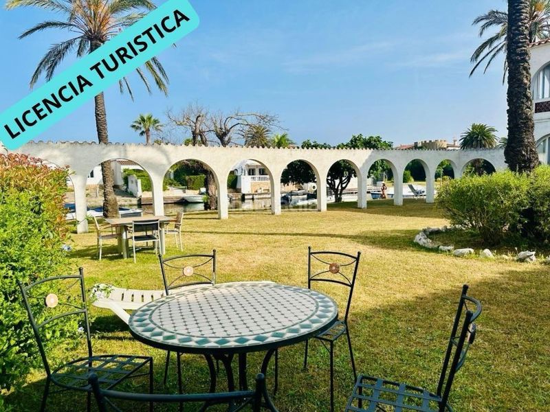 Foto cb272ce6-8575-43f5-a32e-e8ba55250caa. Apartament amb aparcament a Segre - Ebre - Ter Empuriabrava