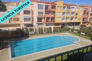 Apartament a Muga - Gran Reserva - Badia. Apartamento con licencia turística a 100 m de la playa