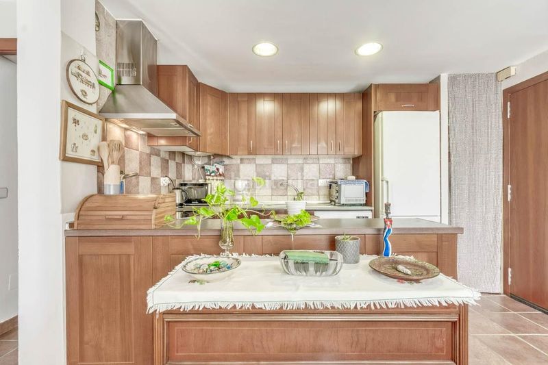 Foto 7518f79f-f85a-4927-89cf-5a2e7e726ba4. Apartament amb piscina a Puig Rom-Canyelles-Almadrava Roses