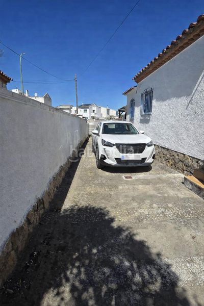 Foto 0fbda65f-645b-465c-9491-f060778920dd. Casa amb aparcament a Sant Maurici Empuriabrava