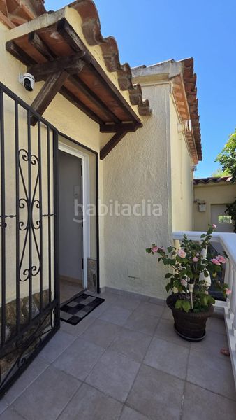 Foto bf7fd1c5-ac23-42c7-88c9-3235c0b8a848. Casa amb aparcament a Sant Maurici Empuriabrava