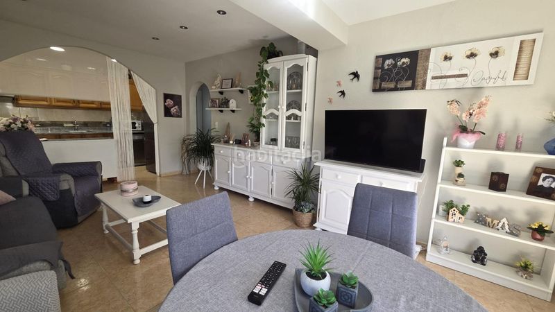 Foto d9e1a768-fa19-42ce-bc10-43aadd3da682. Casa amb aparcament a Sant Maurici Empuriabrava