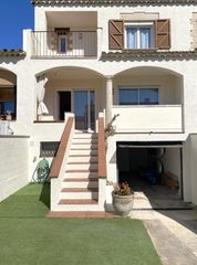 Haus in Sant Pere Pescador. Casa adosada cerca del mar en la urb. amfora, sant pere pescador