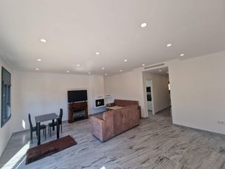 Casa adossada a Puigmal - Mas Nou. Casa de obra nueva en empuriabrava