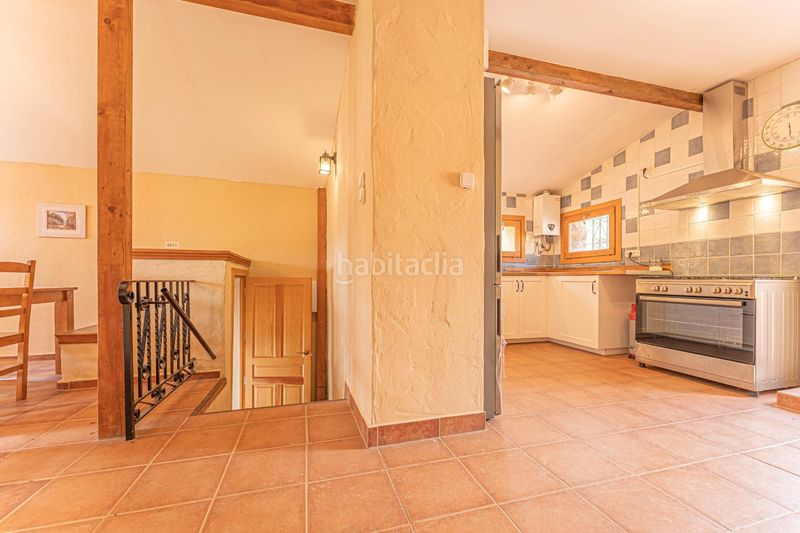 Foto a8024b65-78e5-4560-a6b2-85df1b915530. Masia amb piscina a Centre Figueres