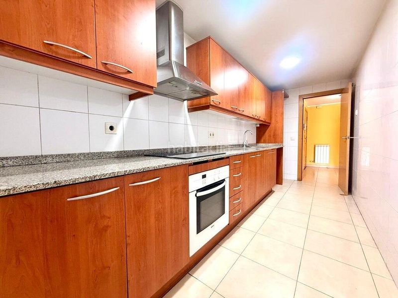 Foto 6fb578d9-6e9e-497e-8522-baaec7557037. Apartament amb calefacció a Centre Figueres