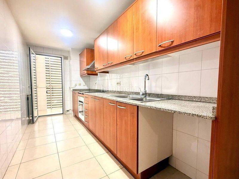 Foto d50c824b-6497-4ad4-b874-9d2f82dfa316. Apartament amb calefacció a Centre Figueres