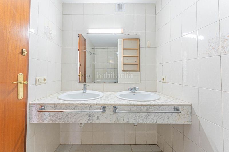 Foto 4f746ebd-ae28-45cb-b6cc-61644e5de00e. Apartament amb calefacció a Creu de la Mà Figueres