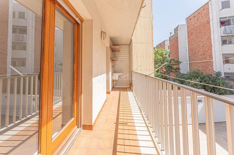 Foto b57cdd24-5449-4767-aefc-50f6c98ecf0f. Apartament amb calefacció a Creu de la Mà Figueres