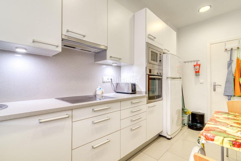 Foto 0422df40-6149-47cd-9c40-d45cf42d1c7e. Apartament amb calefacció a Centre Figueres