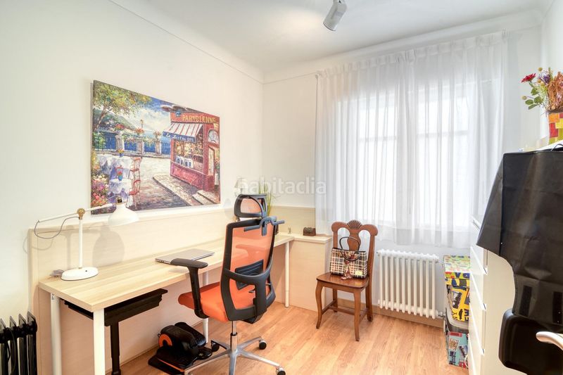 Foto 2d8591ab-4d5d-4aa6-b6dc-14a80d72c5f9. Apartament amb calefacció a Centre Figueres