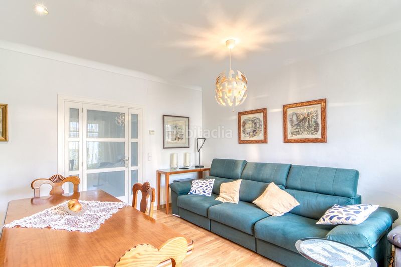Foto 8757e93a-4885-43d5-ba40-7c32084b4d08. Apartament amb calefacció a Centre Figueres