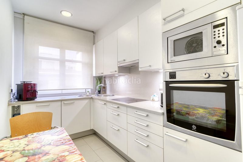 Foto edf707a4-291d-4fb9-91e3-ff613d53c0f5. Apartament amb calefacció a Centre Figueres