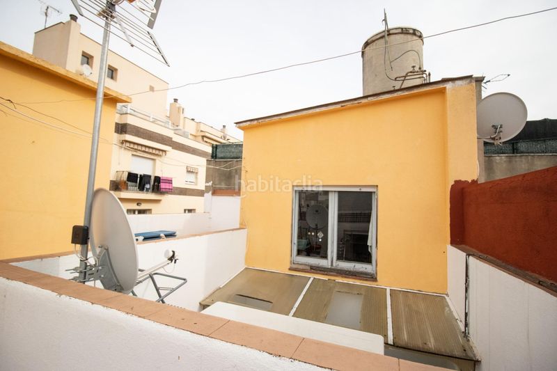 Foto 4ff9f27f-895a-4e64-9de4-e4b463615ebc. Planta baixa a Centre Roses