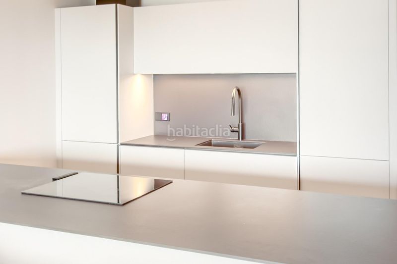 Foto 7b756675-2294-4e64-8b4d-51d17e01fd86. Apartament a Centre Roses