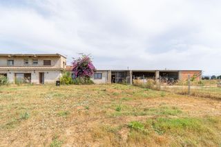 Casa  Disseminat. Casa de campo con gran potencial en castelló dempúries